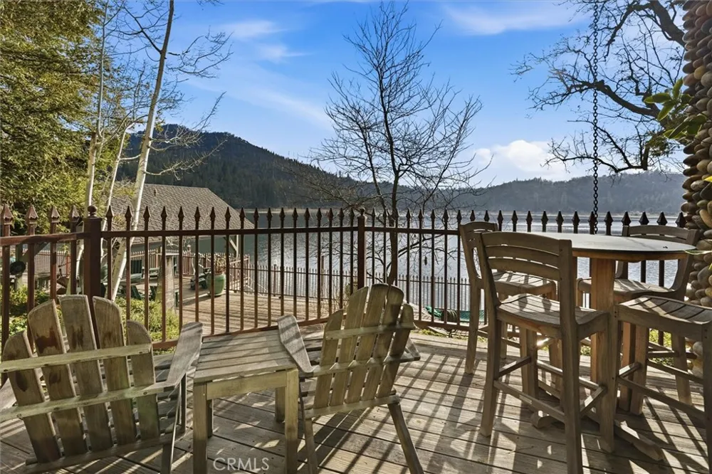 39290 Point Bass Lake, CA 93604