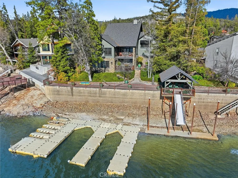 39290 Point Bass Lake, CA 93604