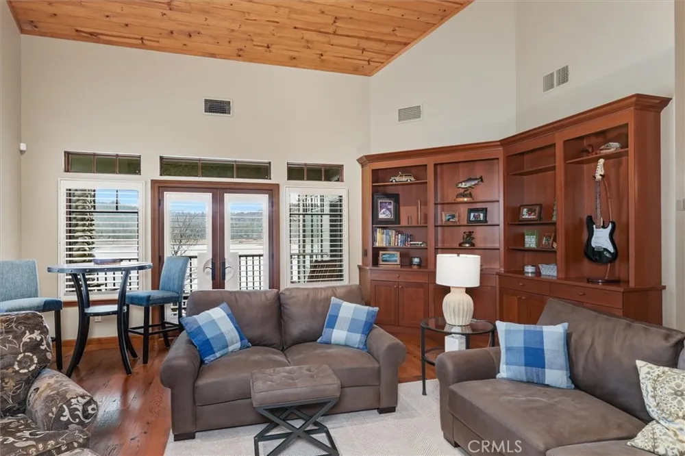 39290 Point Bass Lake, CA 93604