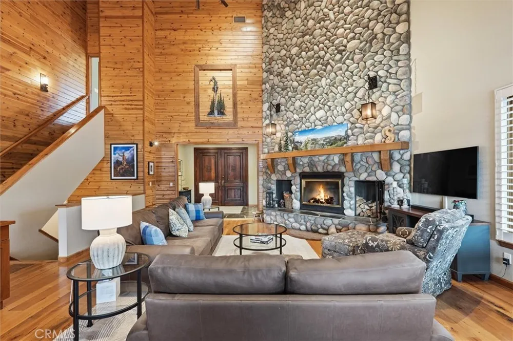 39290 Point Bass Lake, CA 93604