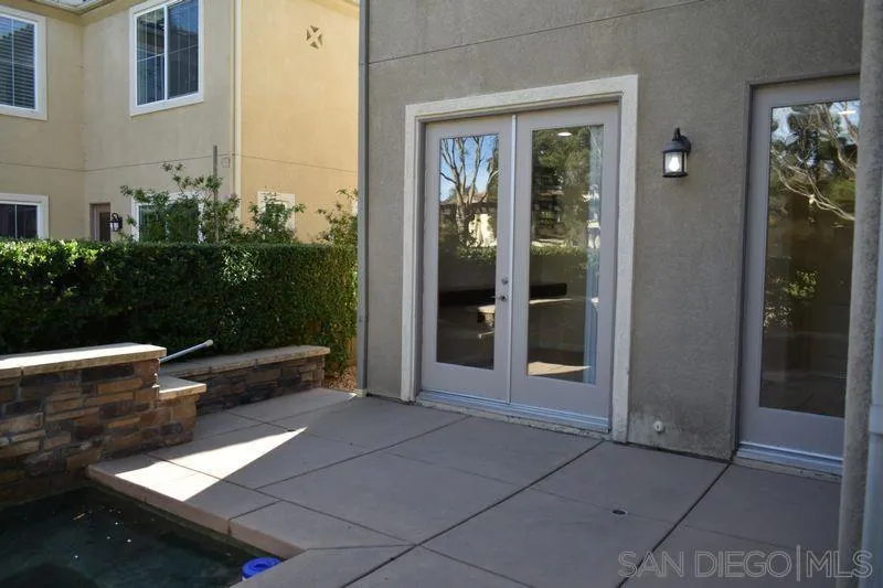 1437 Caminito Sicilia Chula Vista, CA 91915