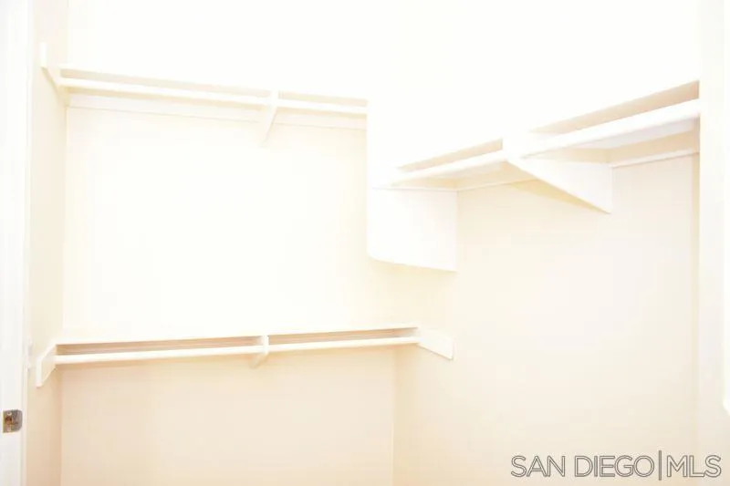 1437 Caminito Sicilia Chula Vista, CA 91915