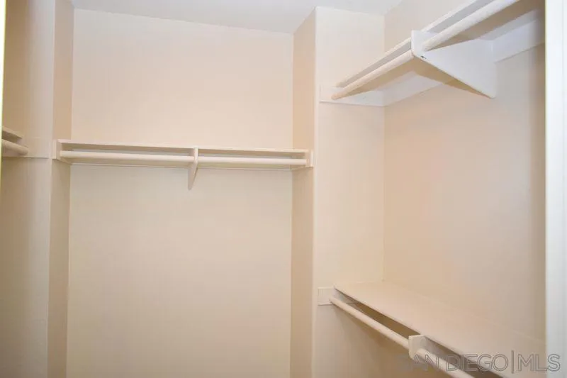 1437 Caminito Sicilia Chula Vista, CA 91915