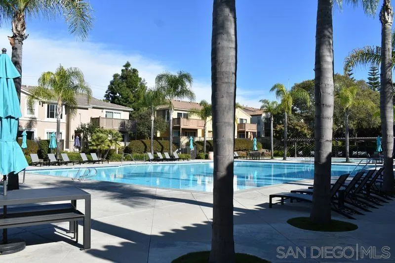1437 Caminito Sicilia Chula Vista, CA 91915