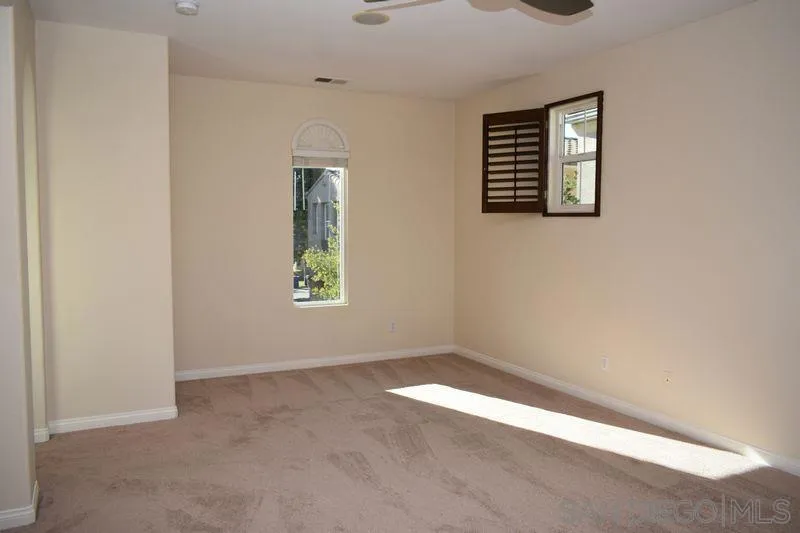 1437 Caminito Sicilia Chula Vista, CA 91915