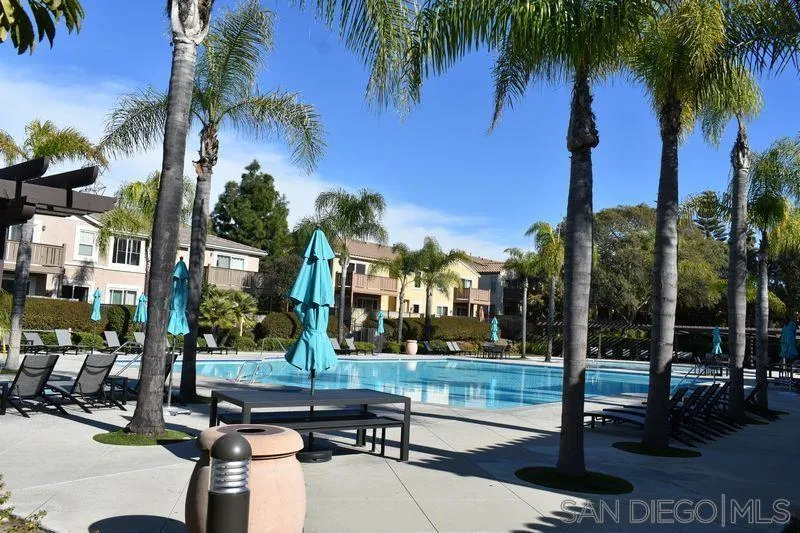 1437 Caminito Sicilia Chula Vista, CA 91915