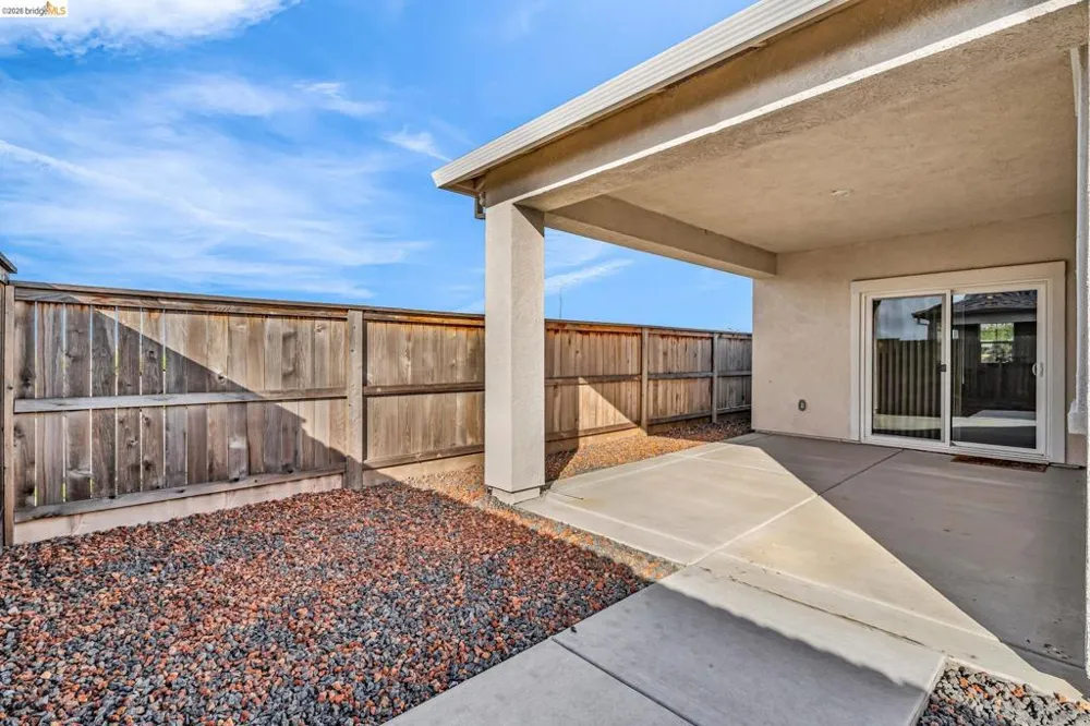 2087 Stars Dr Rio Vista, CA 94571