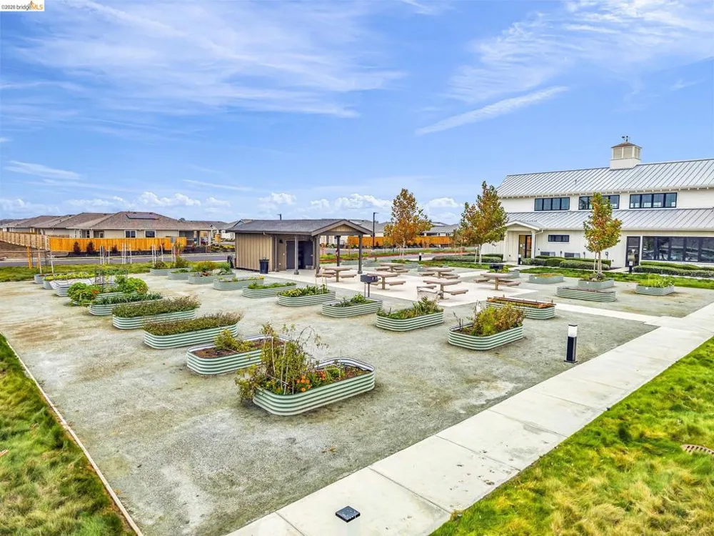 2087 Stars Dr Rio Vista, CA 94571