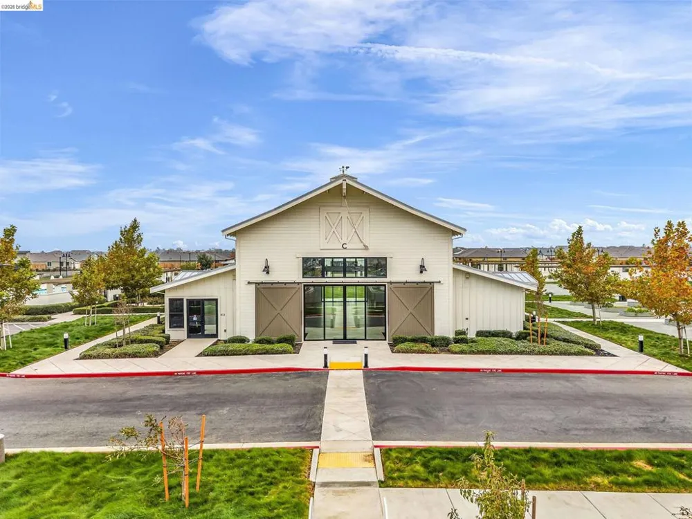 2087 Stars Dr Rio Vista, CA 94571