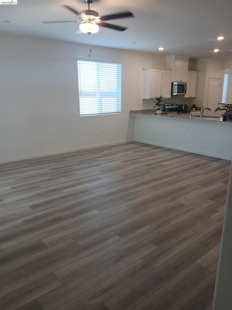 2087 Stars Dr Rio Vista, CA 94571