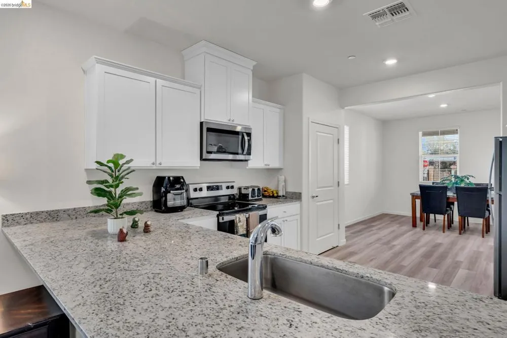 2087 Stars Dr Rio Vista, CA 94571
