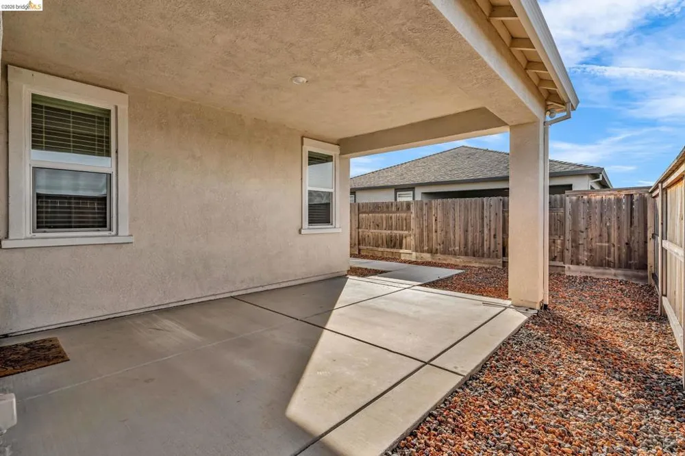 2087 Stars Dr Rio Vista, CA 94571