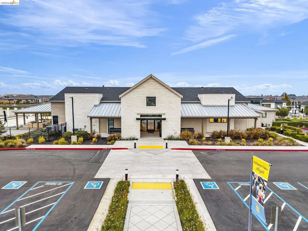 2087 Stars Dr Rio Vista, CA 94571