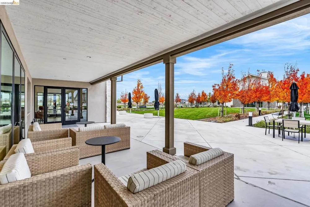 2087 Stars Dr Rio Vista, CA 94571