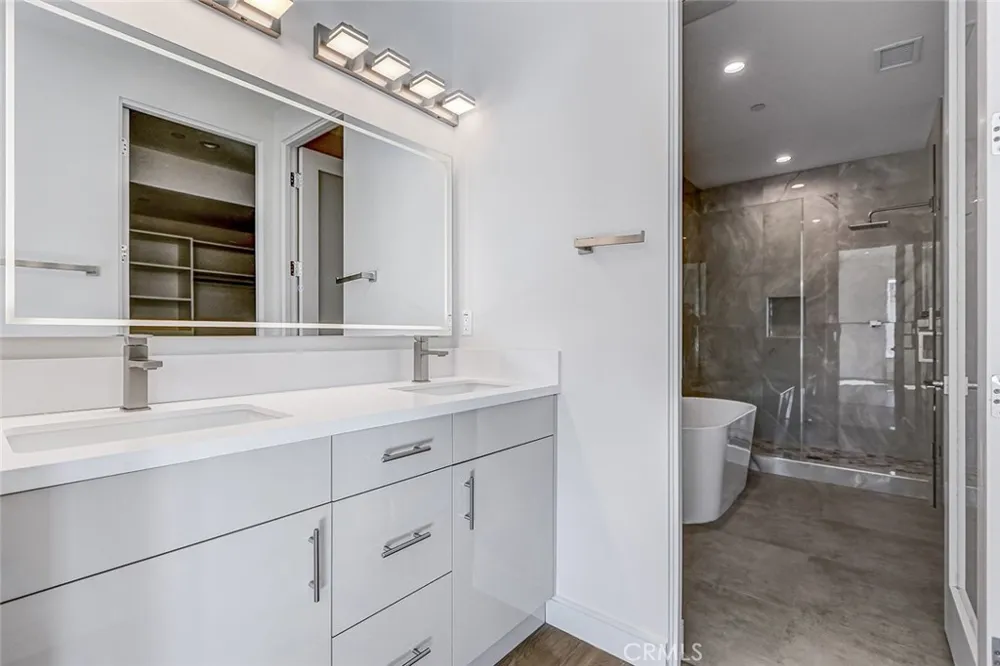 2302 Perkins Lane Redondo Beach, CA 90278