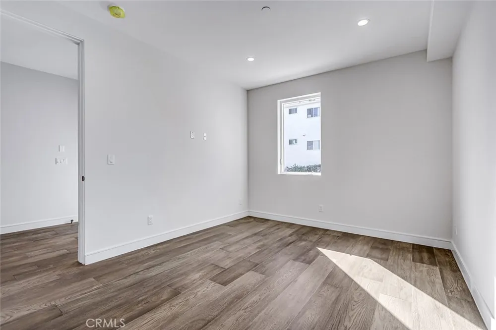 2302 Perkins Lane Redondo Beach, CA 90278