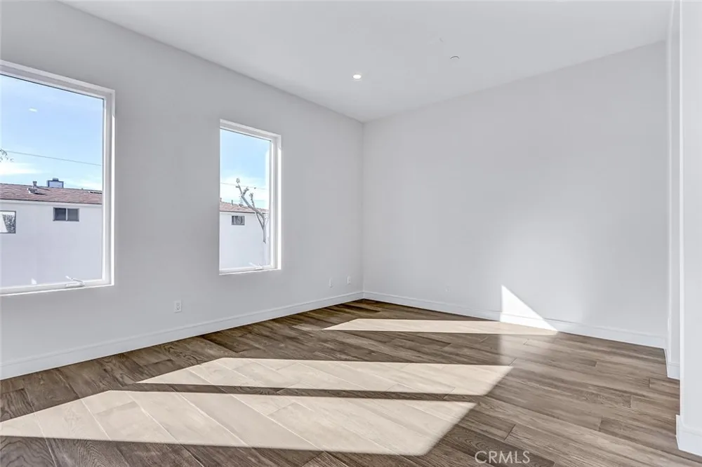 2302 Perkins Lane Redondo Beach, CA 90278