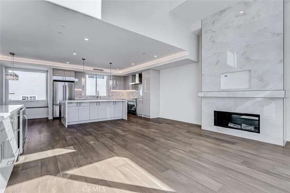 2302 Perkins Lane Redondo Beach, CA 90278