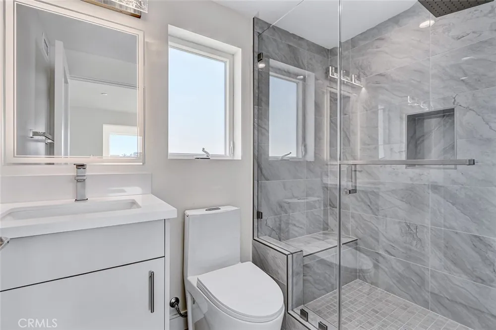 2302 Perkins Lane Redondo Beach, CA 90278