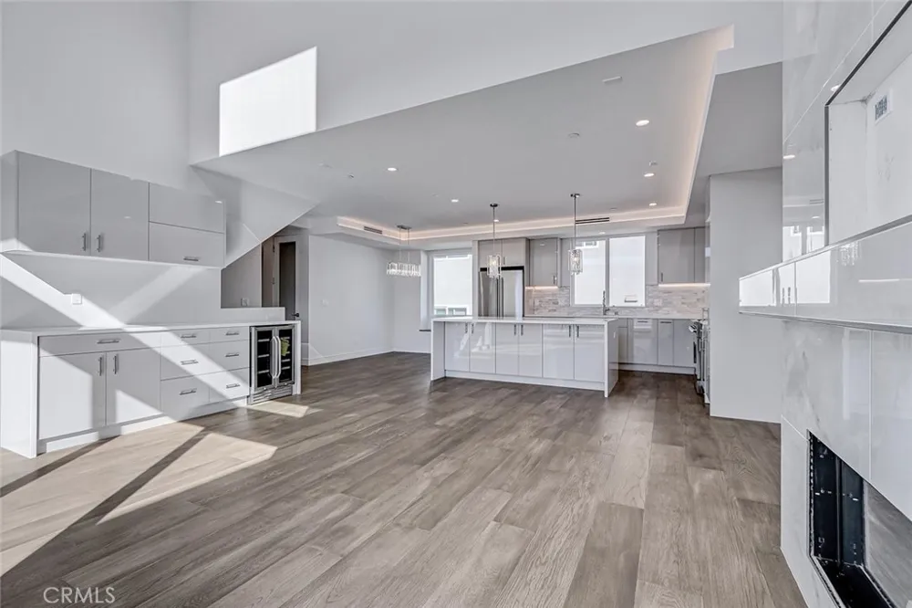 2302 Perkins Lane Redondo Beach, CA 90278