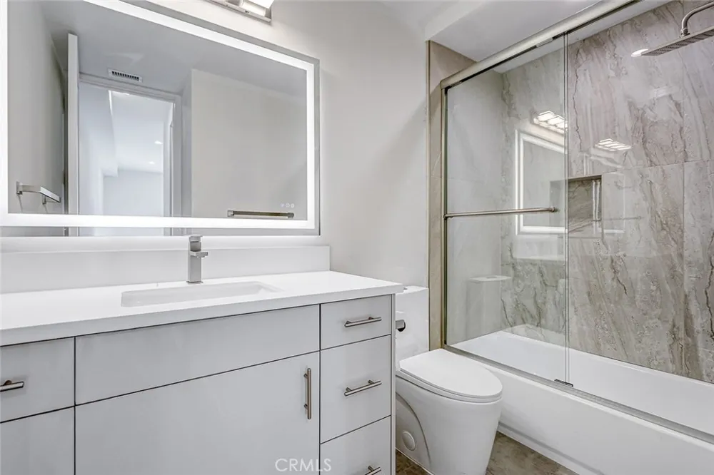 2302 Perkins Lane Redondo Beach, CA 90278