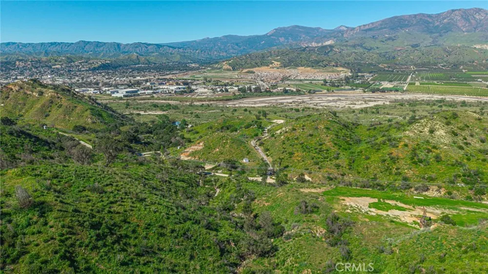 18500 S Mountain Road Santa Paula, CA 93060