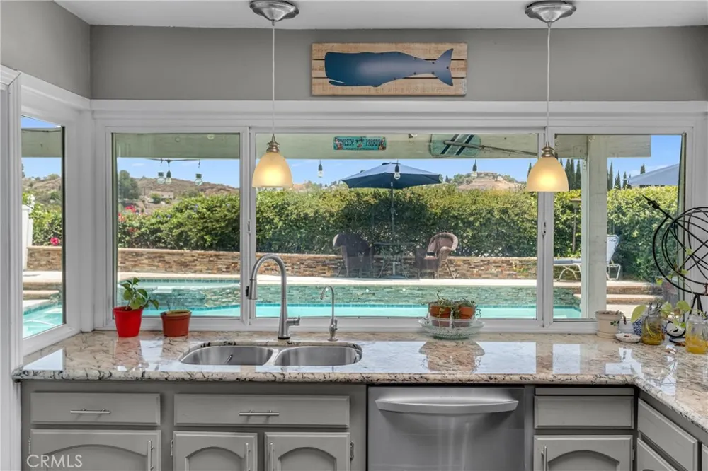 536 Del Sol Lane Diamond Bar, CA 91765