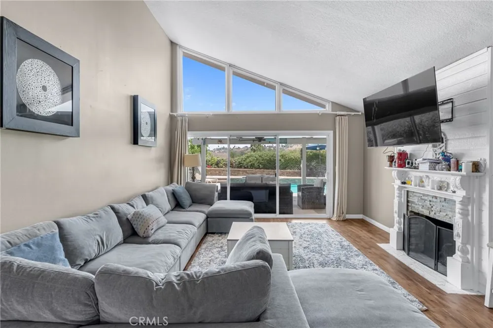 536 Del Sol Lane Diamond Bar, CA 91765