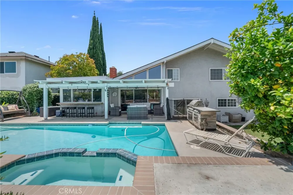 536 Del Sol Lane Diamond Bar, CA 91765