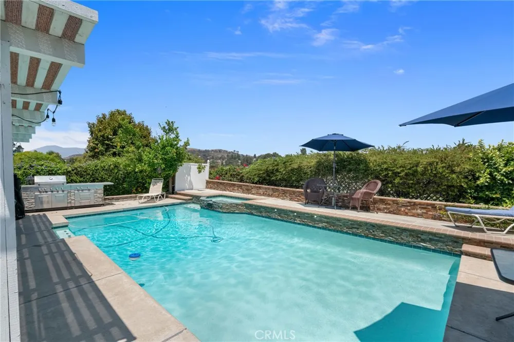 536 Del Sol Lane Diamond Bar, CA 91765