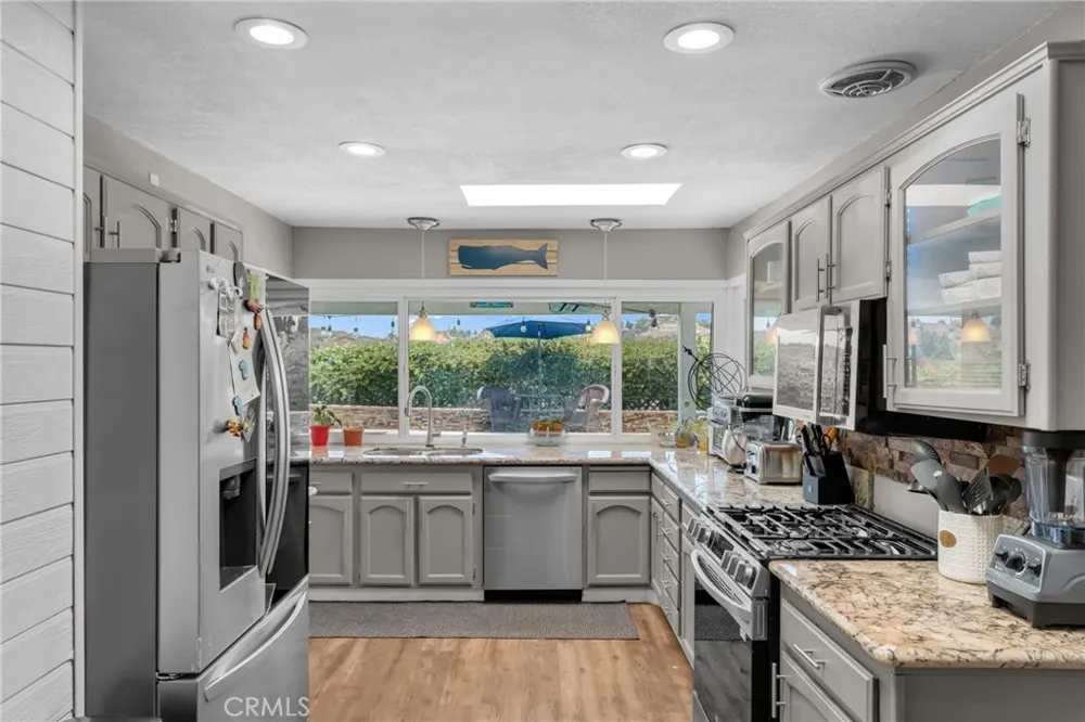536 Del Sol Lane Diamond Bar, CA 91765