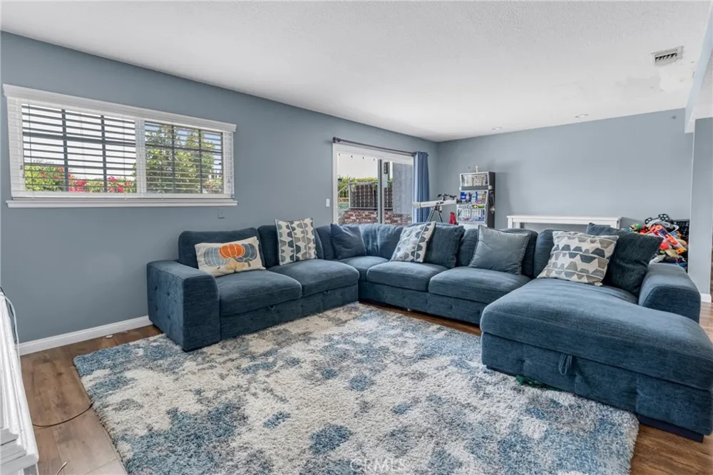 536 Del Sol Lane Diamond Bar, CA 91765