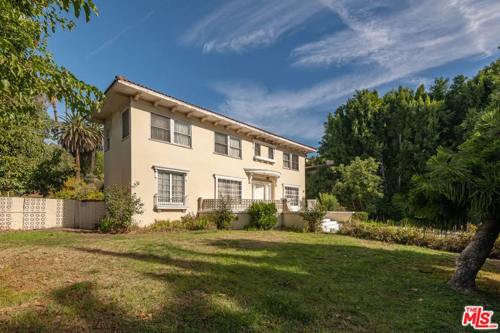 5231 Franklin Avenue Los Angeles, CA 90027