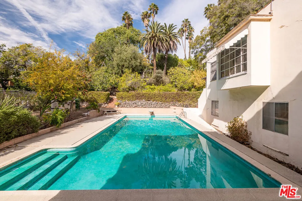 5231 Franklin Avenue Los Angeles, CA 90027