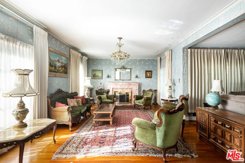 5231 Franklin Avenue Los Angeles, CA 90027