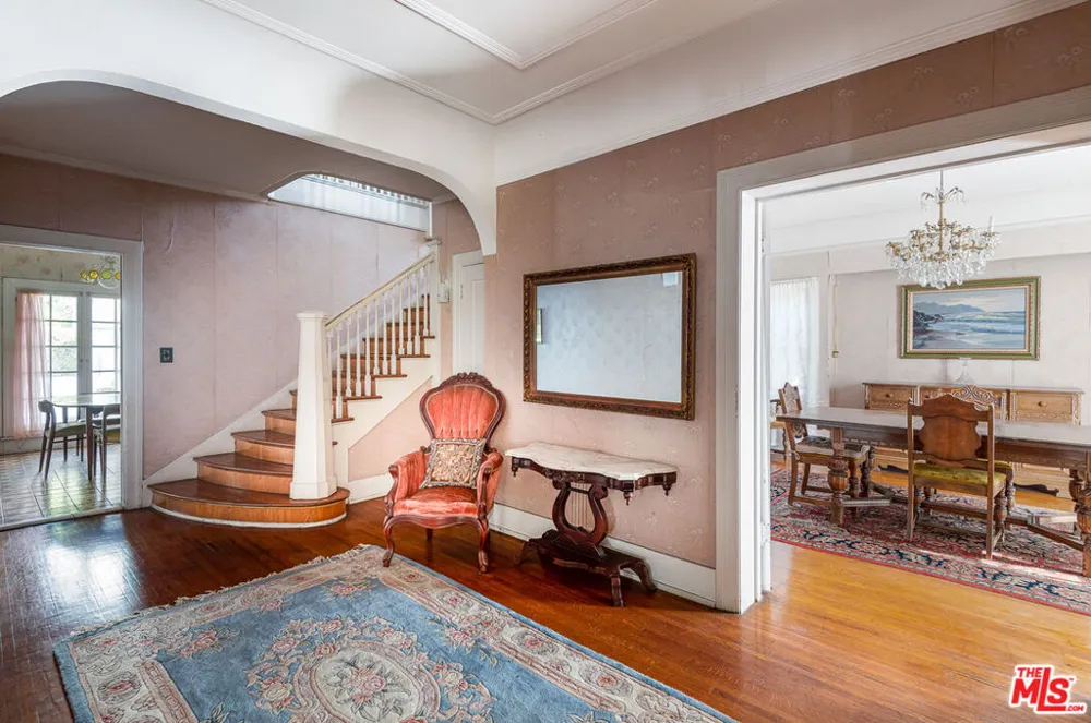 5231 Franklin Avenue Los Angeles, CA 90027