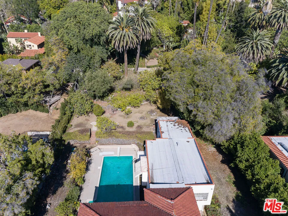 5231 Franklin Avenue Los Angeles, CA 90027