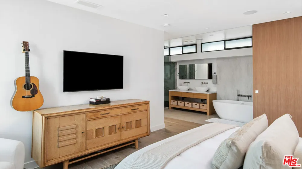 22822 Pacific Coast Highway Malibu, CA 90265