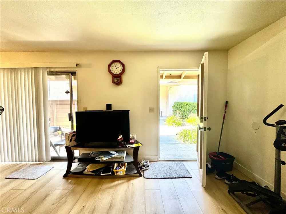 1437 Forest Glen Hacienda Heights, CA 91745