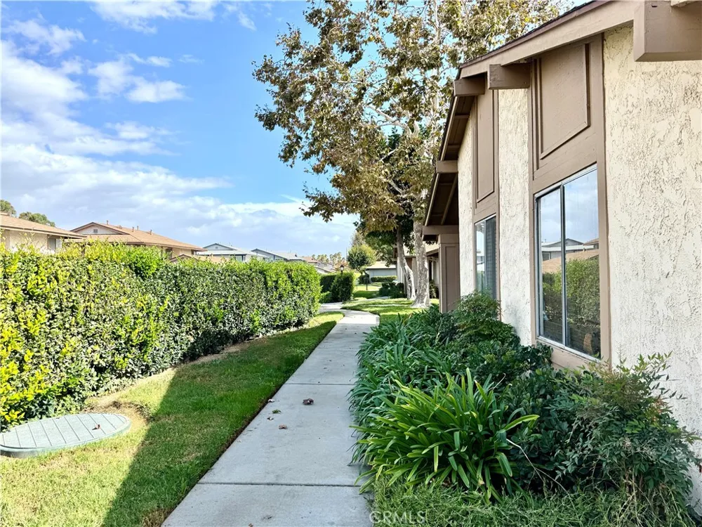 1437 Forest Glen Hacienda Heights, CA 91745