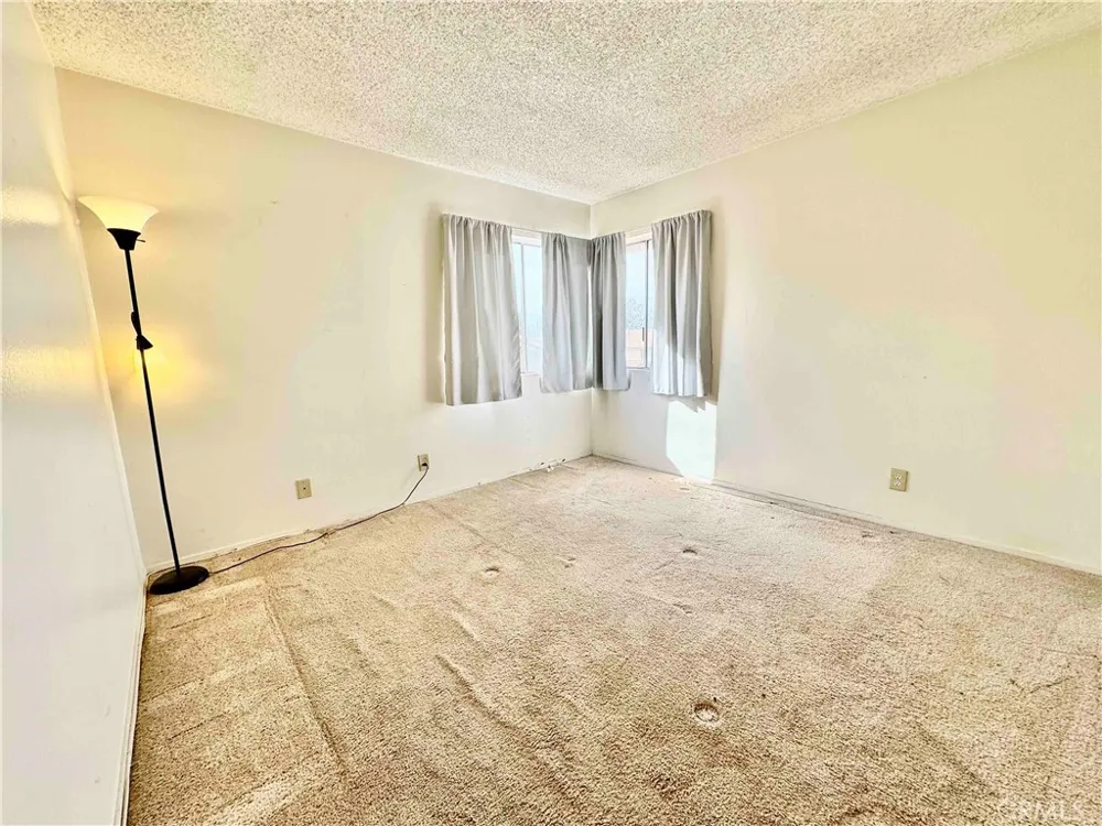 1437 Forest Glen Hacienda Heights, CA 91745