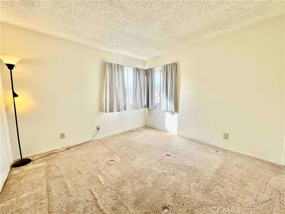 1437 Forest Glen Hacienda Heights, CA 91745