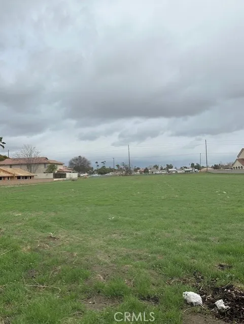 411 SANDERSON Hemet, CA 92543