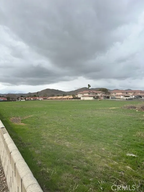 411 SANDERSON Hemet, CA 92543