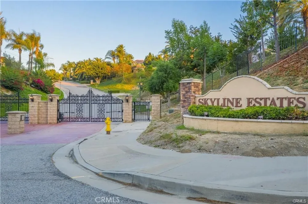 15475 Skyline Hacienda Heights, CA 91745