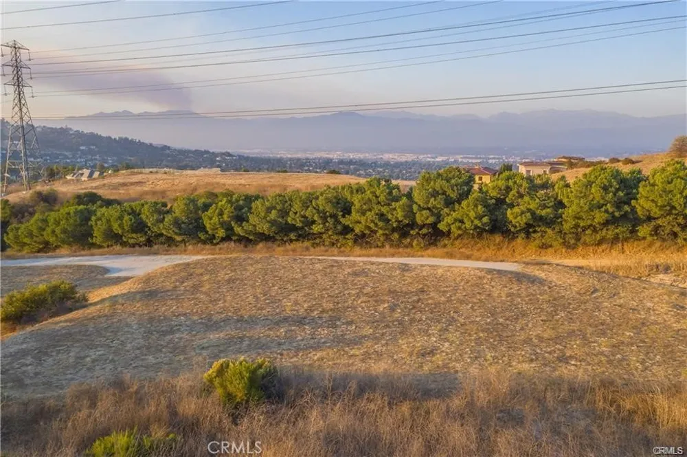 15475 Skyline Hacienda Heights, CA 91745
