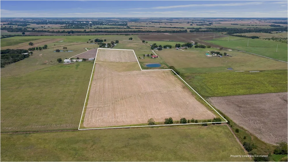 12473 County Road 440 Thorndale, TX 76577