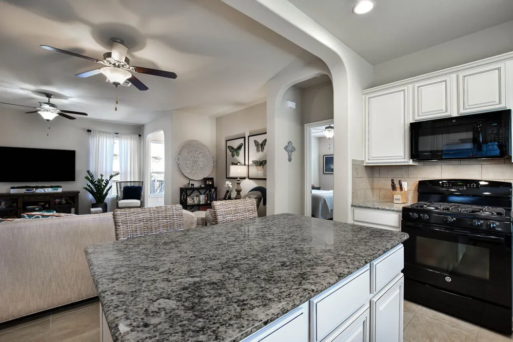 3451 Mayfield Ranch Boulevard #216 Round Rock, TX 78681