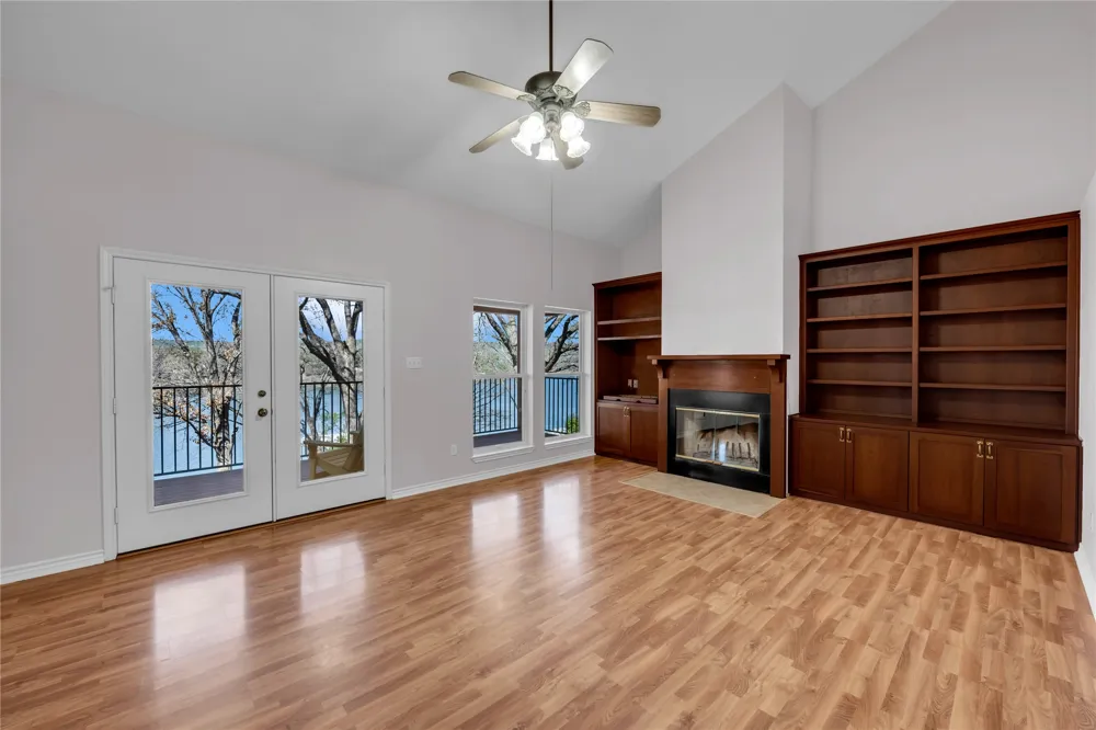 418 County Road 119A Kingsland, TX 78611