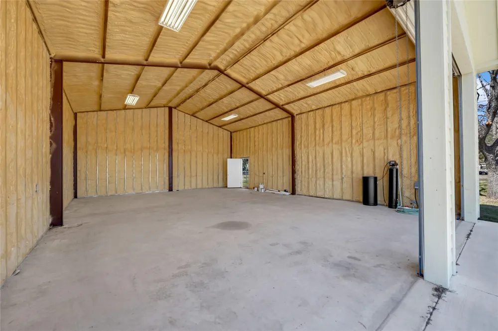 418 County Road 119A Kingsland, TX 78611
